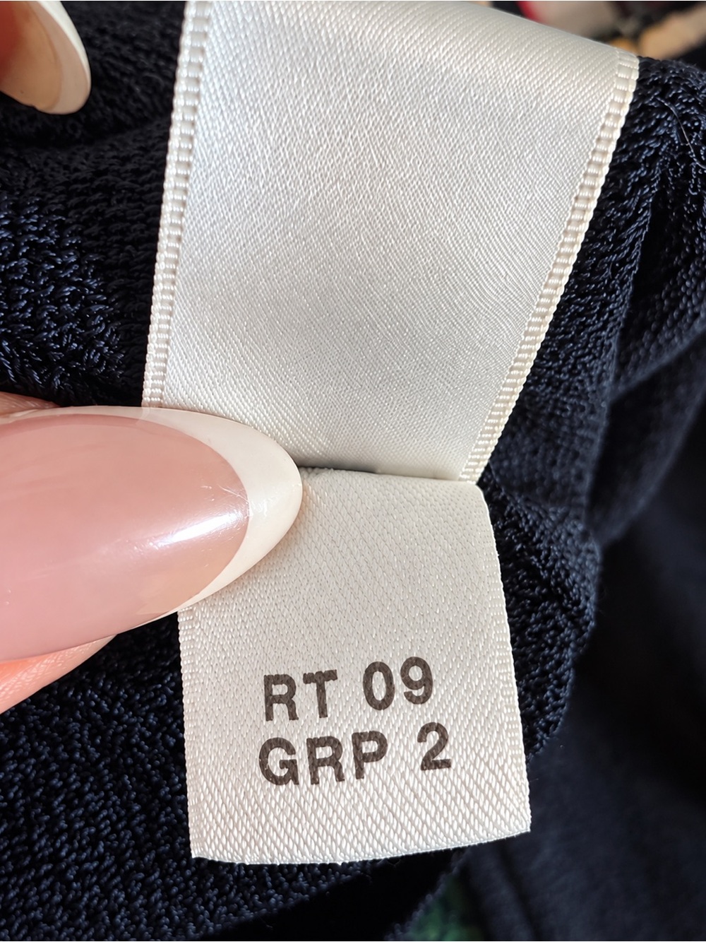 St. John Collection Navy Cream Knit Zip Jacket Gold Logo Size P - Picture 7 of 7